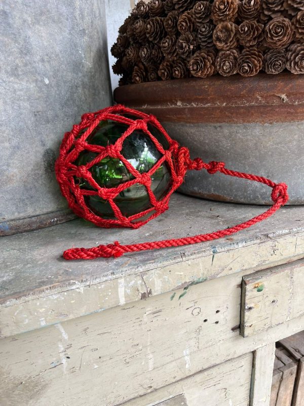vintage groen glazen drijver met rood touw - Afbeelding 2