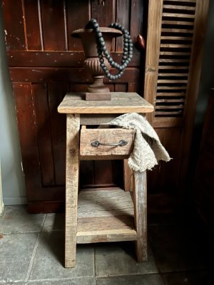stoer truckwood houten kastje,nachtkastje