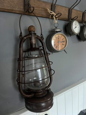 vintage oude stormlamp,olielamp